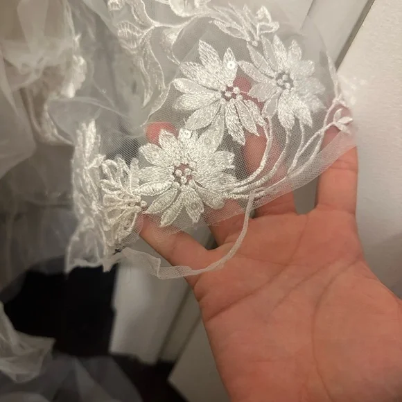 Martin Thornburg Branson Wedding Dress 122231 - Picture 10 of 17